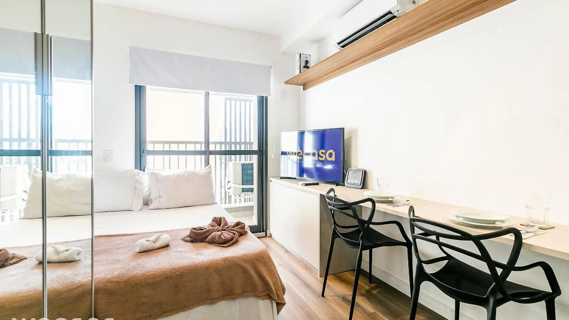 Studio Metro Liberdade - C/ Vaga, Ar E Piscina Sao Paulo Apartment